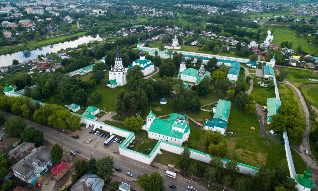 Экскурсия по Александровскому кремлю