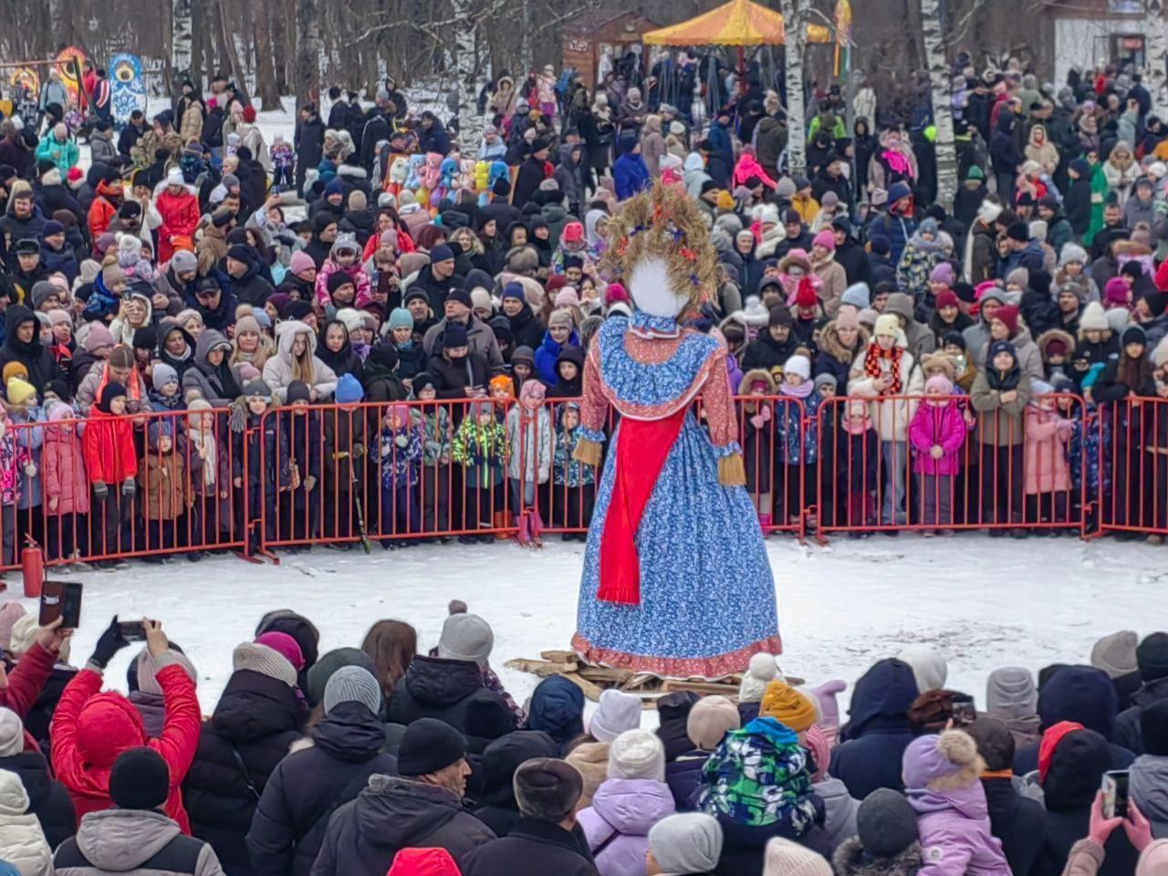 Народное гулянье «Гуляй, Масленица!»