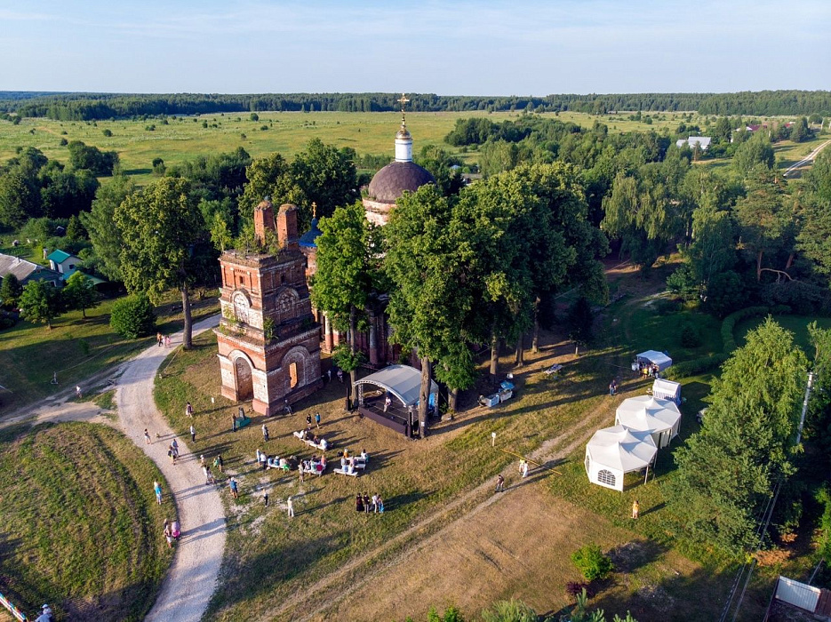 Всехсвятский храм