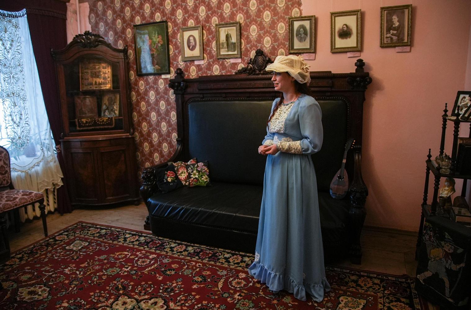 Театрализованная программа «Новый год в купеческой усадьбе» в стиле XIX века