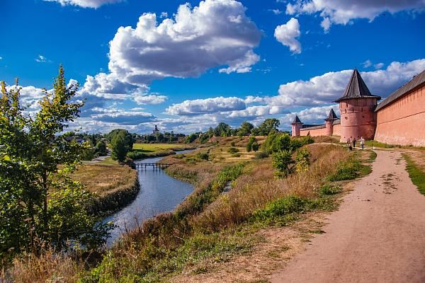 Фототур по Суздалю: топ-локаций для незабываемых снимков