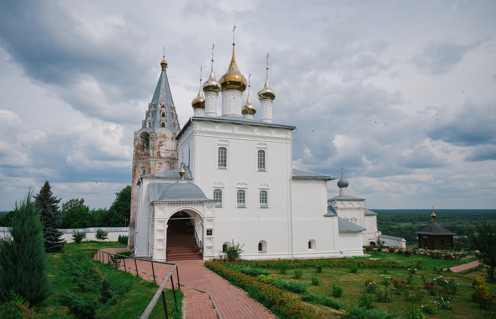 Свято-Троицкий Никольский мужской монастырь -1