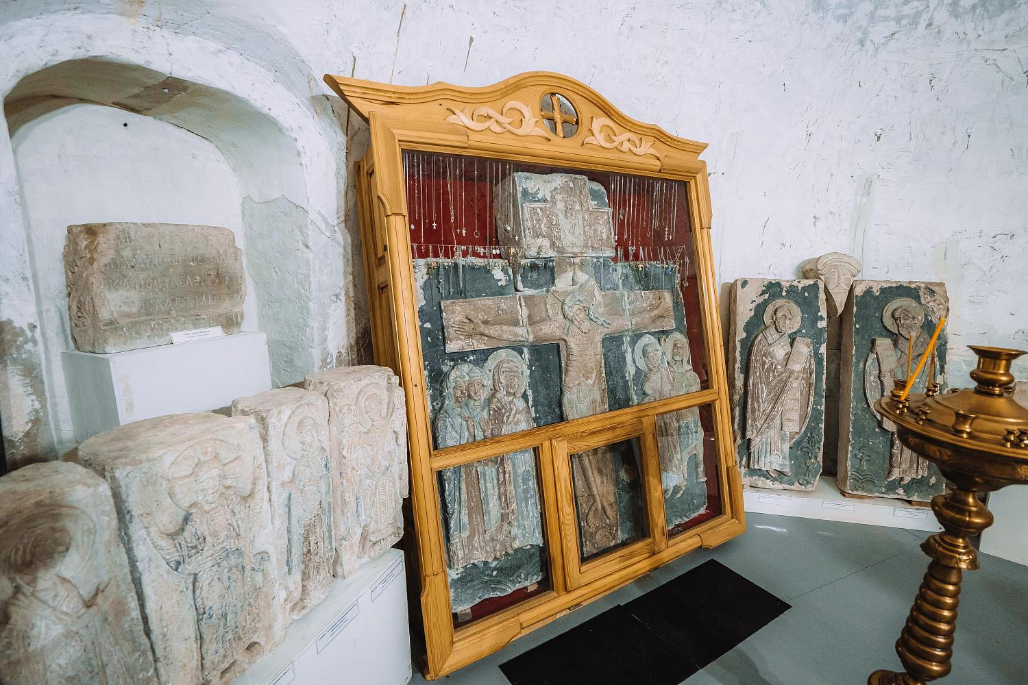 В Юрьев-Польский вернулся Святославов крест