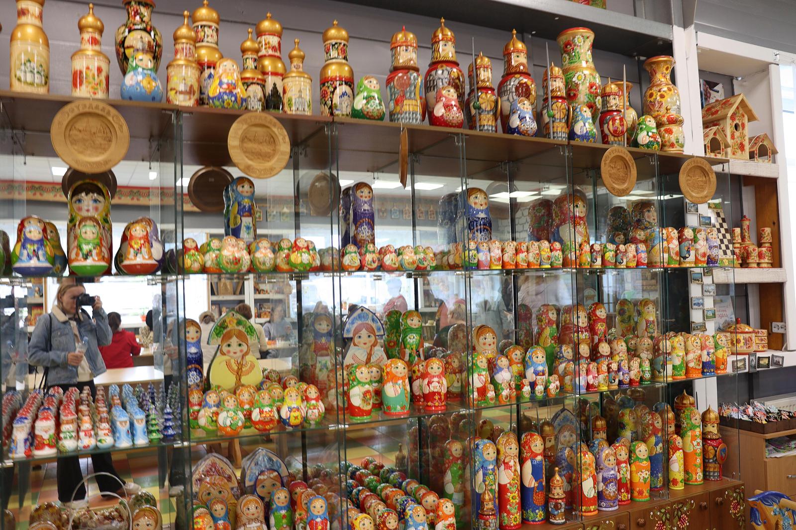 Матрёшкин двор-1