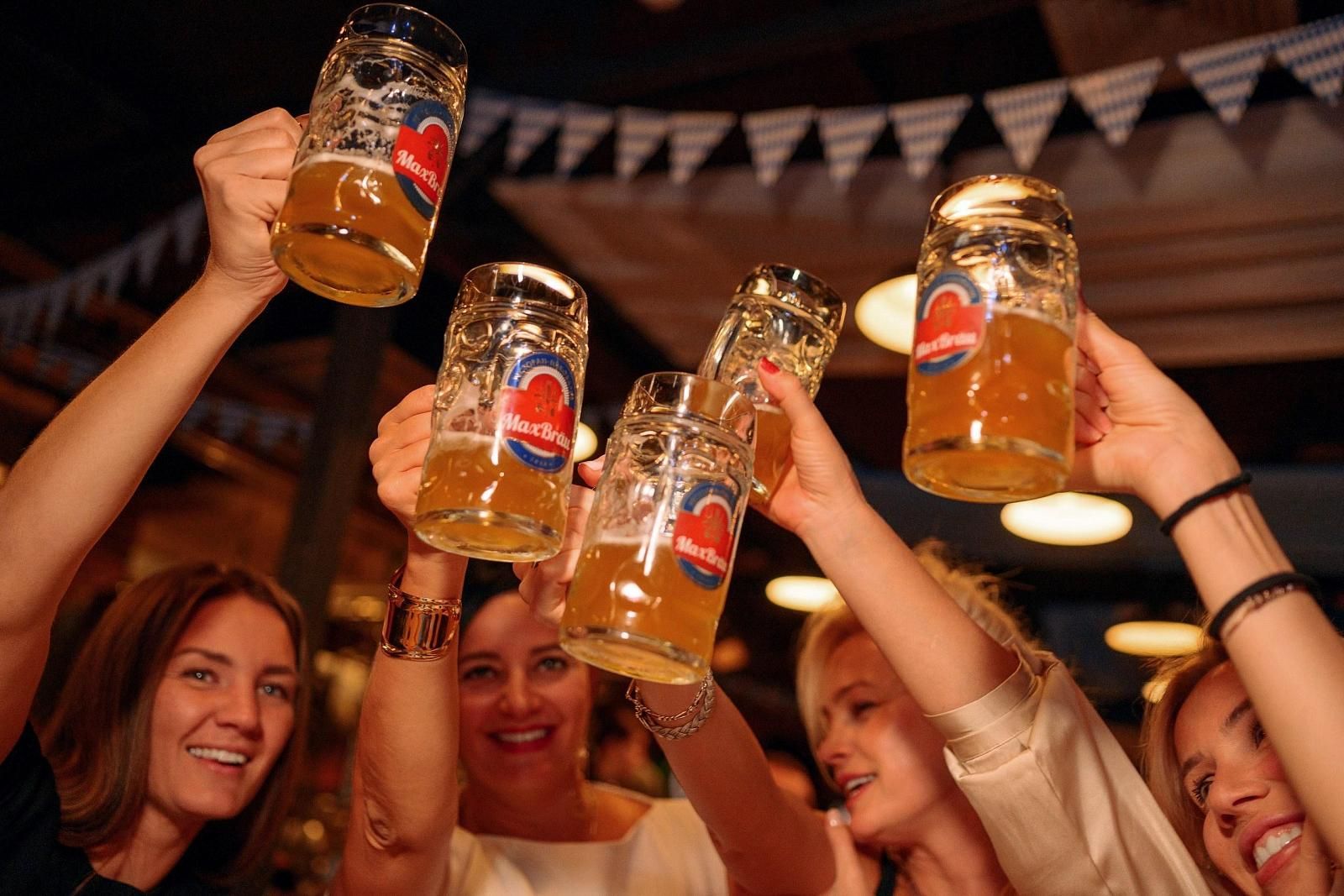 Ресторан-пивоварня «Макс Брой»-0