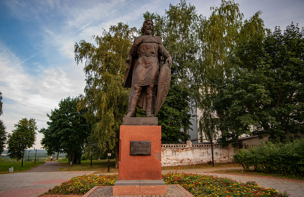 Памятник Александру Невскому