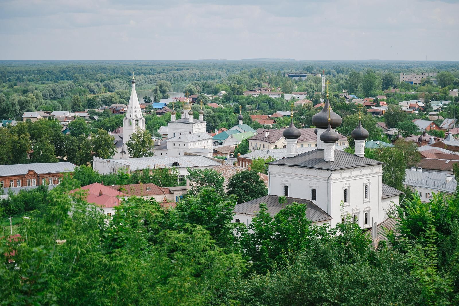 Смотровая площадка у Троице-Никольского монастыря-4