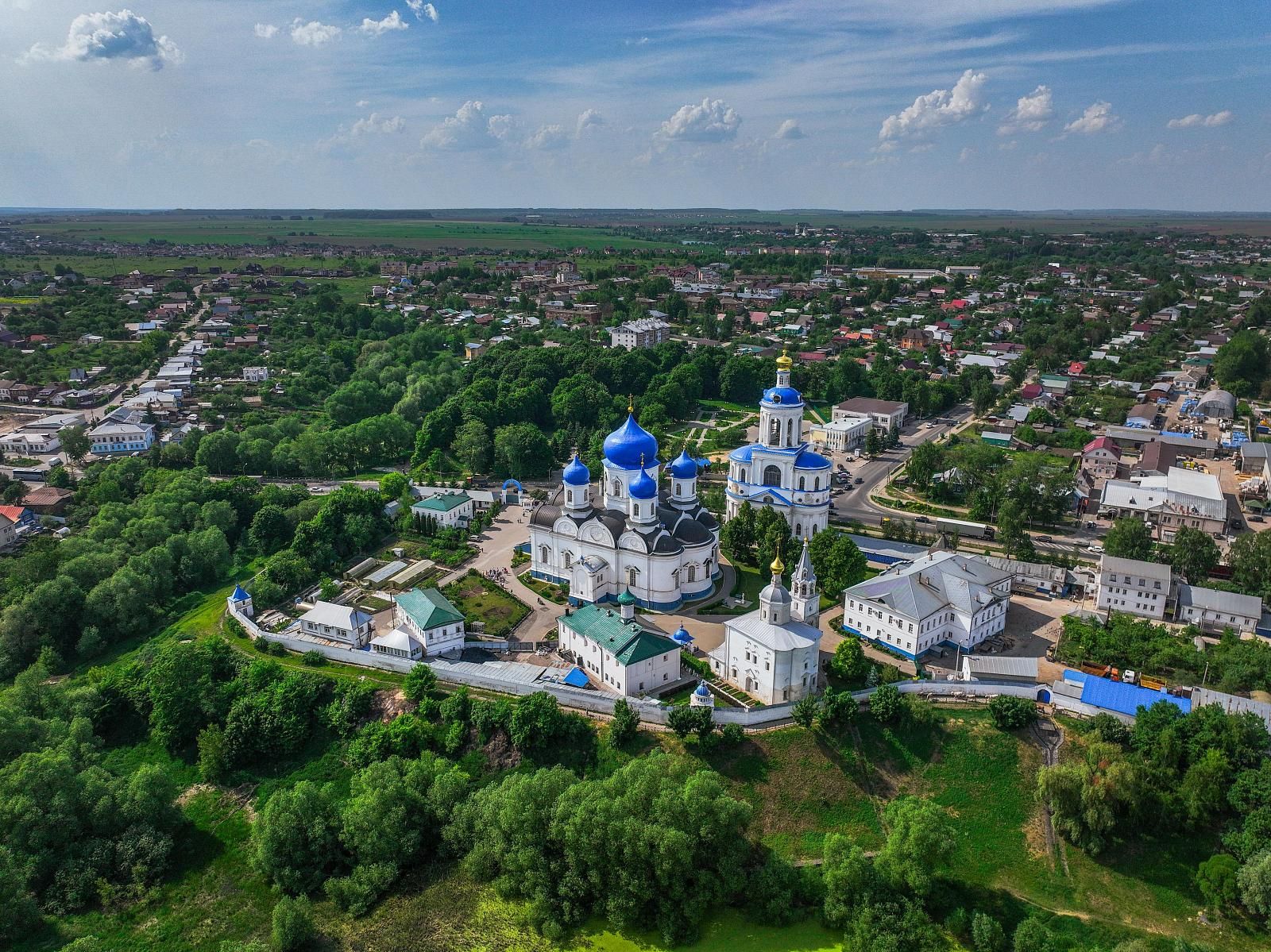 Свято-Боголюбский женский монастырь-1