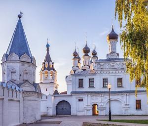 Автобусная экскурсия в Муром: сила богатырей, вкус калачей