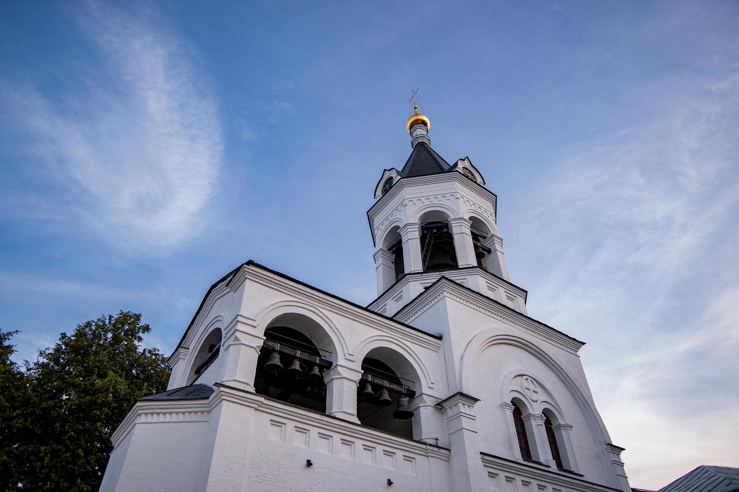Богослужения на русском жестовом языке