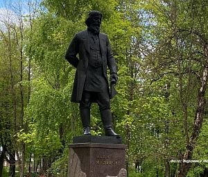 Памятник Акиму Мальцову