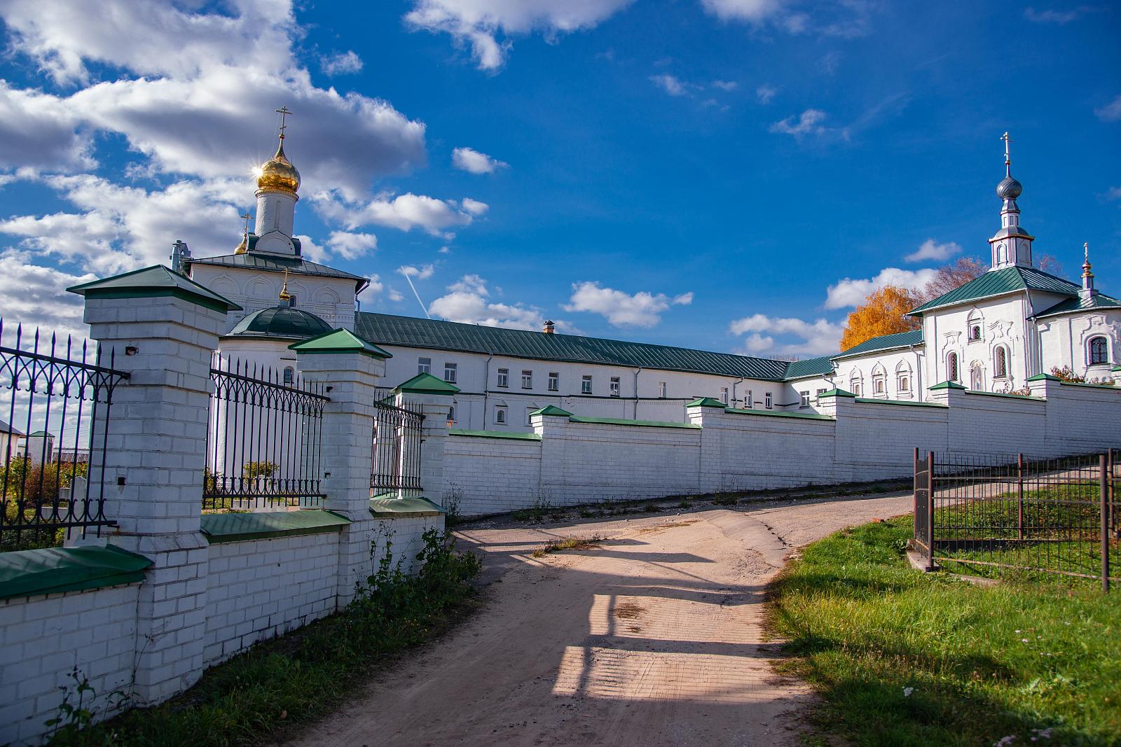 Свято-Успенский Космин Яхромский монастырь-3