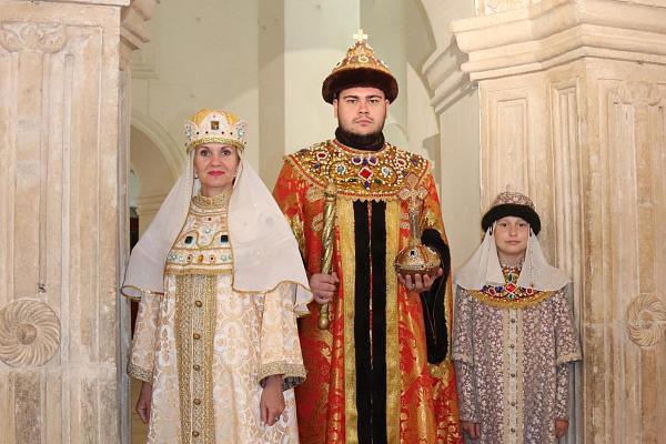 Фото в старинных костюмах в Александровской слободе