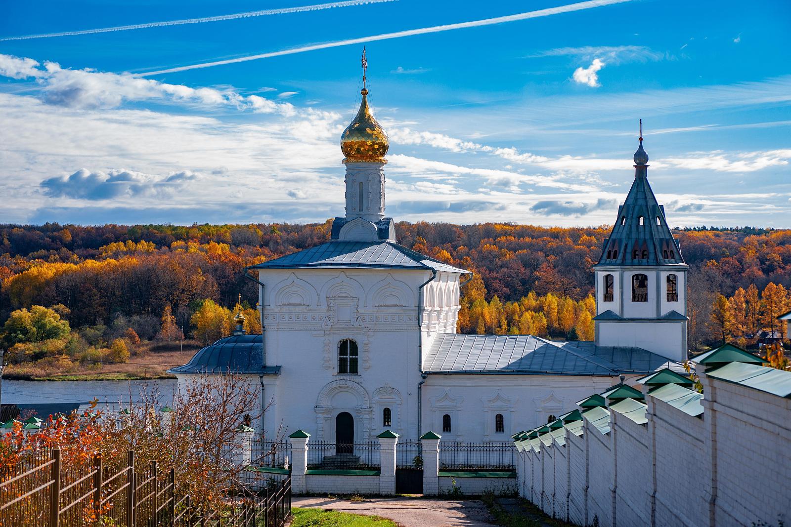 Свято-Успенский Космин Яхромский монастырь-2