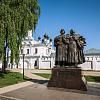 Памятник Петру и Февронии