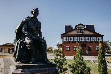 По Суворовским местам
