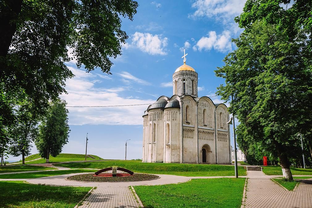 Дмитриевский собор