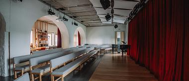 В Суздале в конце мая откроется выставочный проект “Когда поют соловьи”