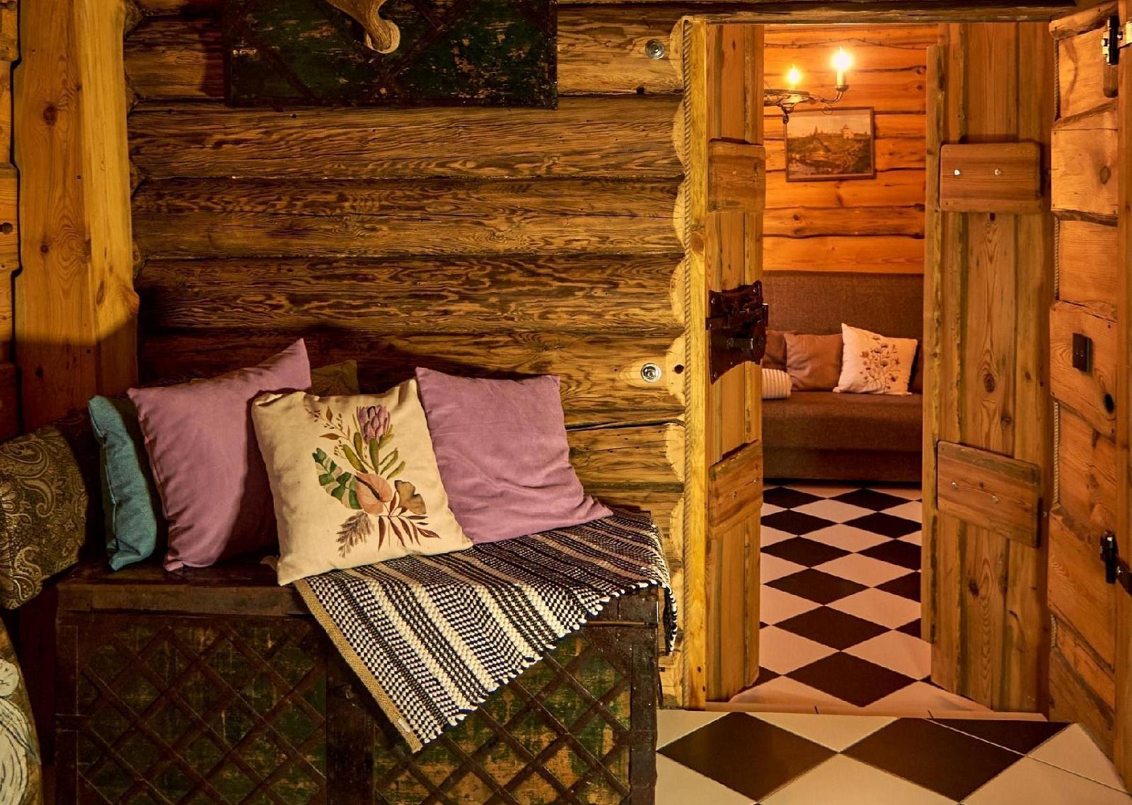 Дом с амбаром-3