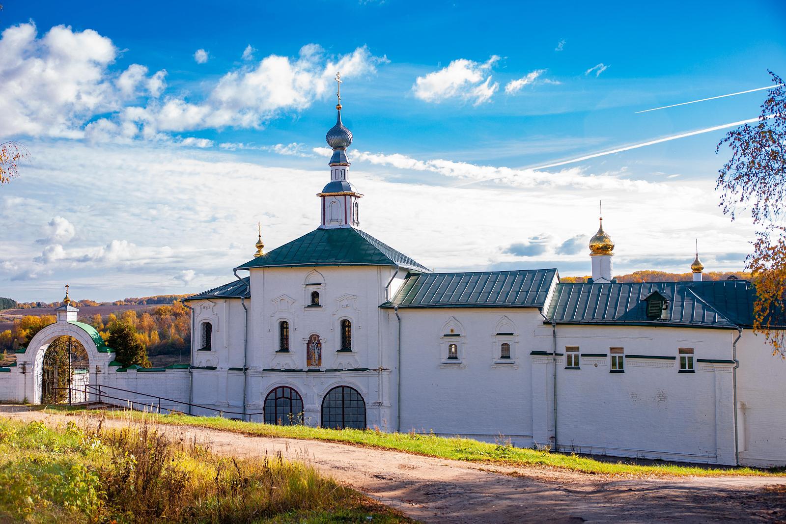 Свято-Успенский Космин Яхромский монастырь-1