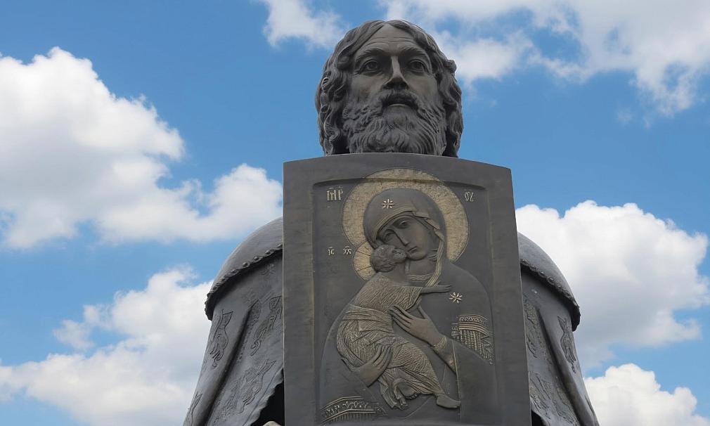 Памятник Андрею Боголюбскому