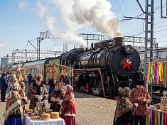 Ретро-поезд на Масленицу