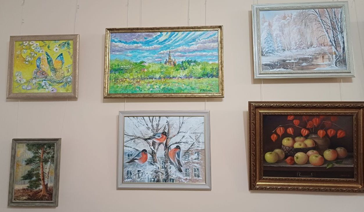 Художественный салон-4